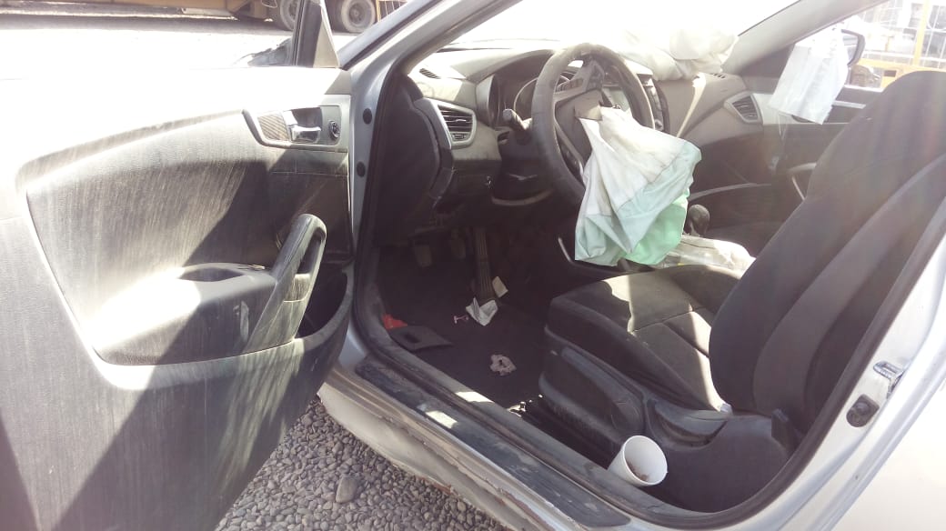  Hyundai VELOSTER 2014    EN DESARME